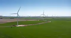 Comenzó a operar los 36 aerogeneradores del parque eólico La Elbita, ubicado en el distrito de Tandil