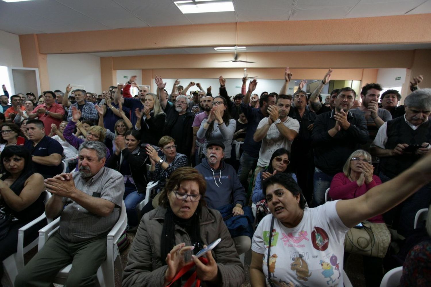 Municipales: facultan a la cúpula a parar ante "medidas de ajuste"