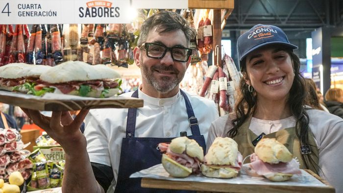 Cagnoli presente en Caminos y Sabores con la Sanguchería junto a Juan Braceli