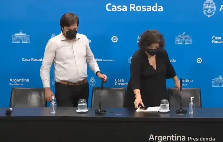 Variante Covid ómicron: Postergan vuelos provenientes de África y anuncian un "Pase sanitario" para eventos