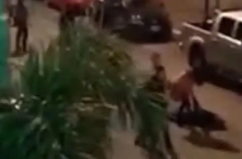 Violencia en Necochea: echaron a los patovicas y publicaron un video de cómo empezó la pelea