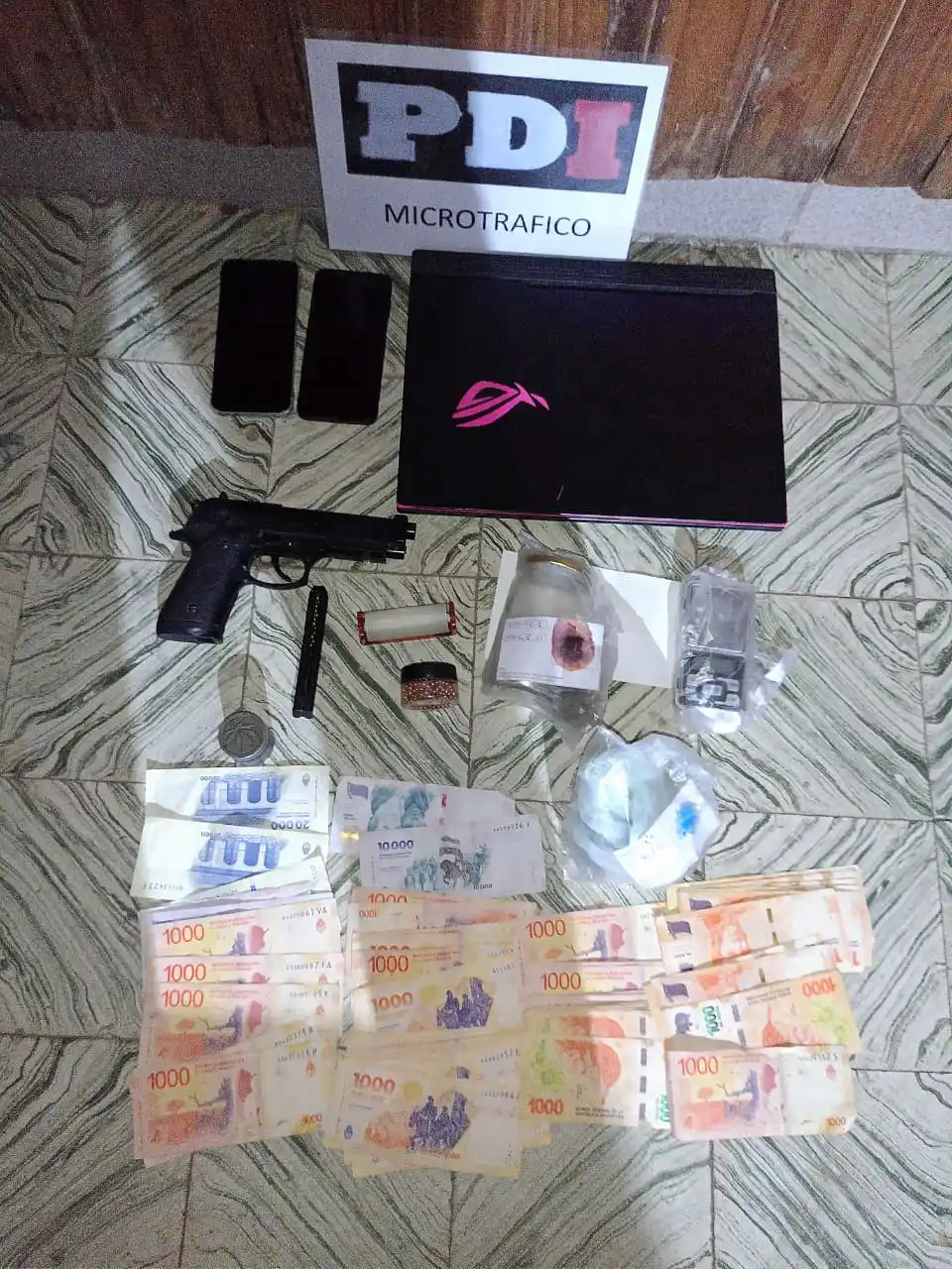 san cristobal Drogas, armas y efectivo: cayeron tres personas por microtráfico tras allanamientos de la PDI - 1