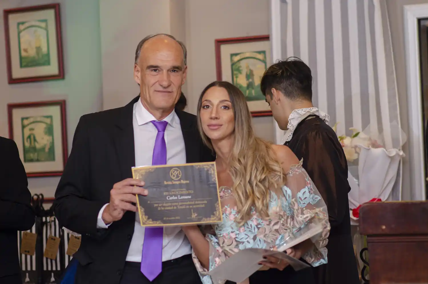 La revista Siempre Mujeres agasajó a 37 hombres destacados de Tandil