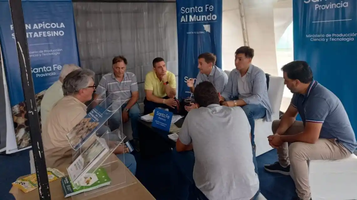 La provincia acompañó a 30 exportadores y proveedores en la Expo Apícola del Mercosur Macia 2023