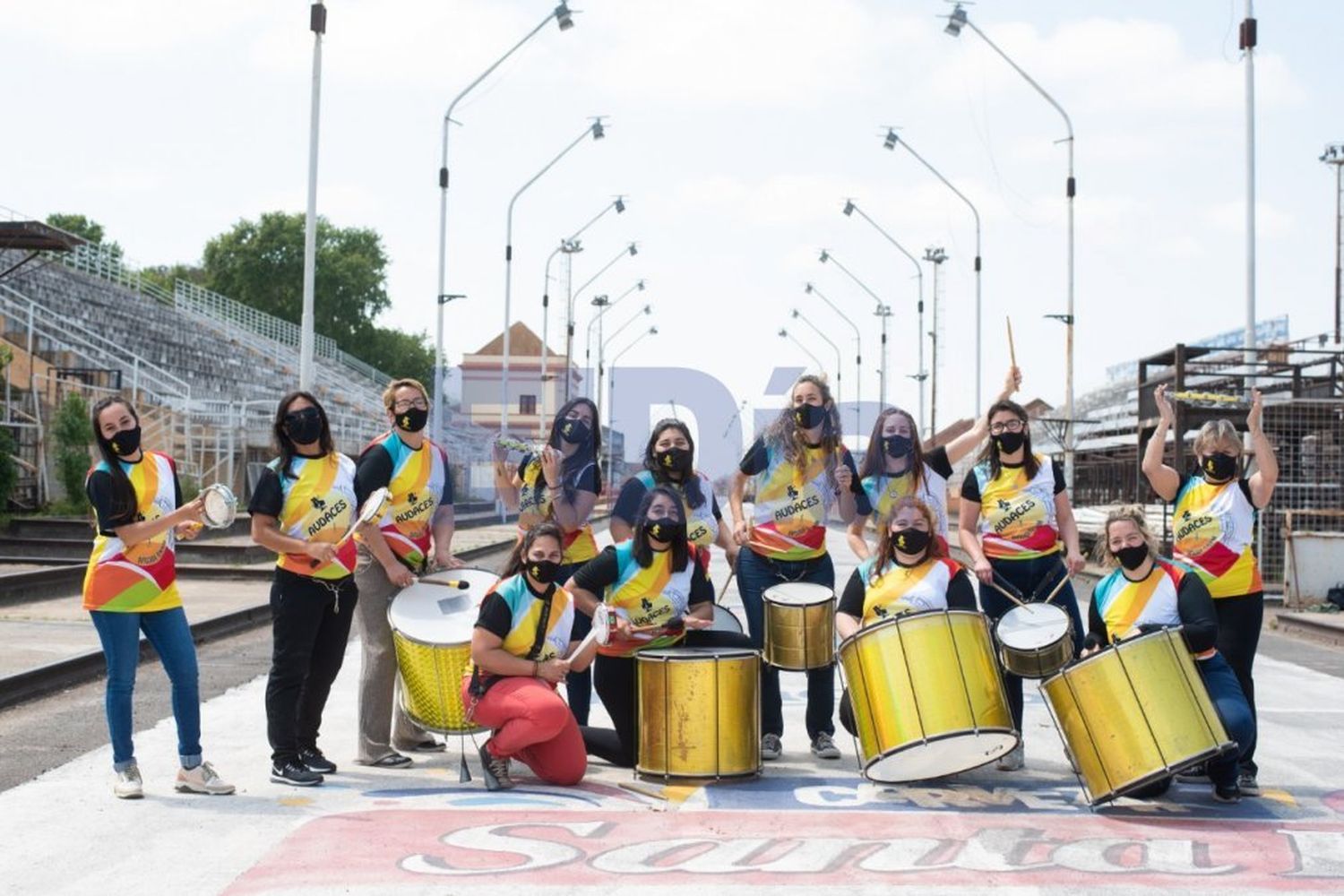 En la pasarela que las recibirá la próxima edición del Carnaval del País (Foto: Joaco García)