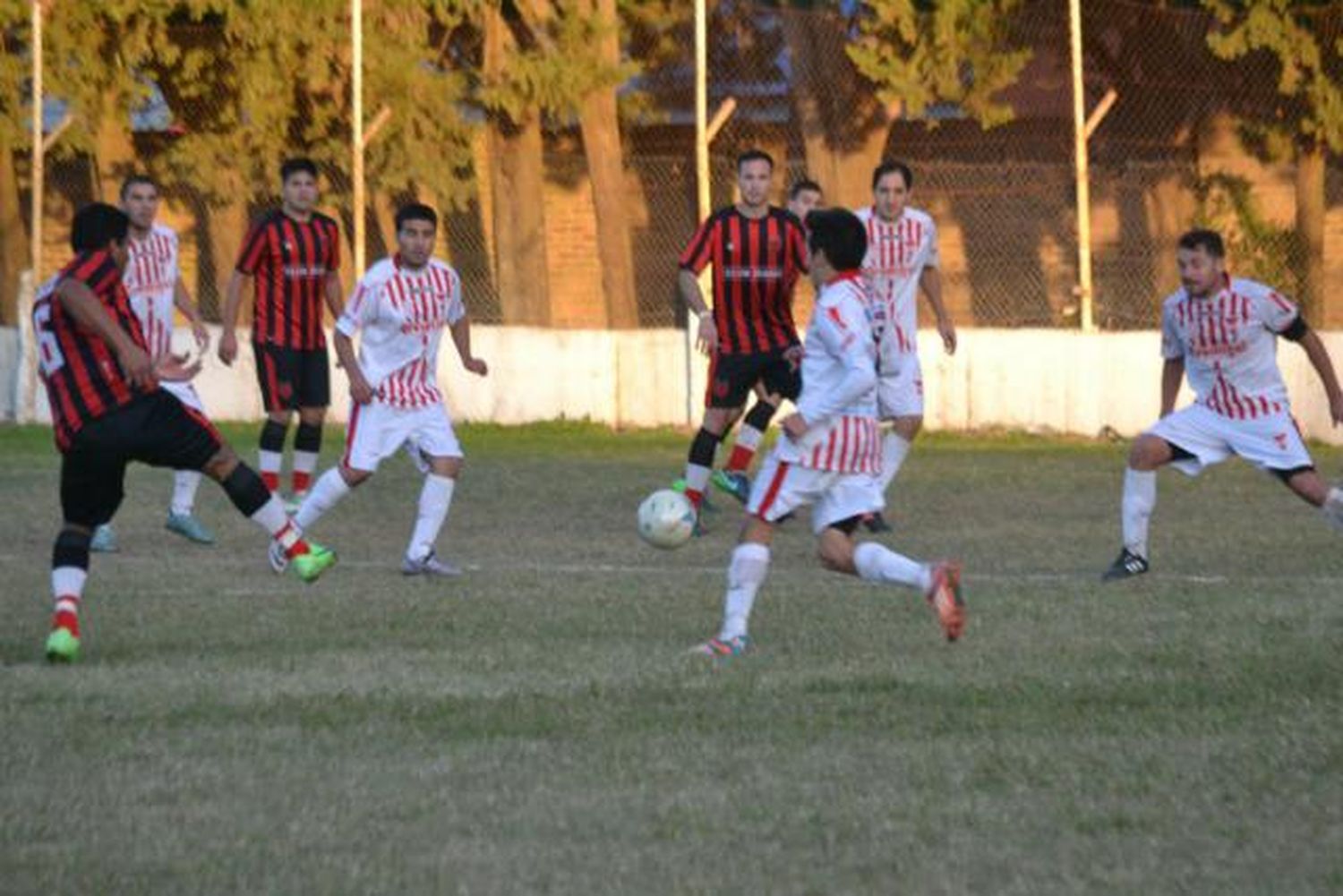 9° Fecha: Triunfaron La Academia y Libertad y son los punteros de las Zonas