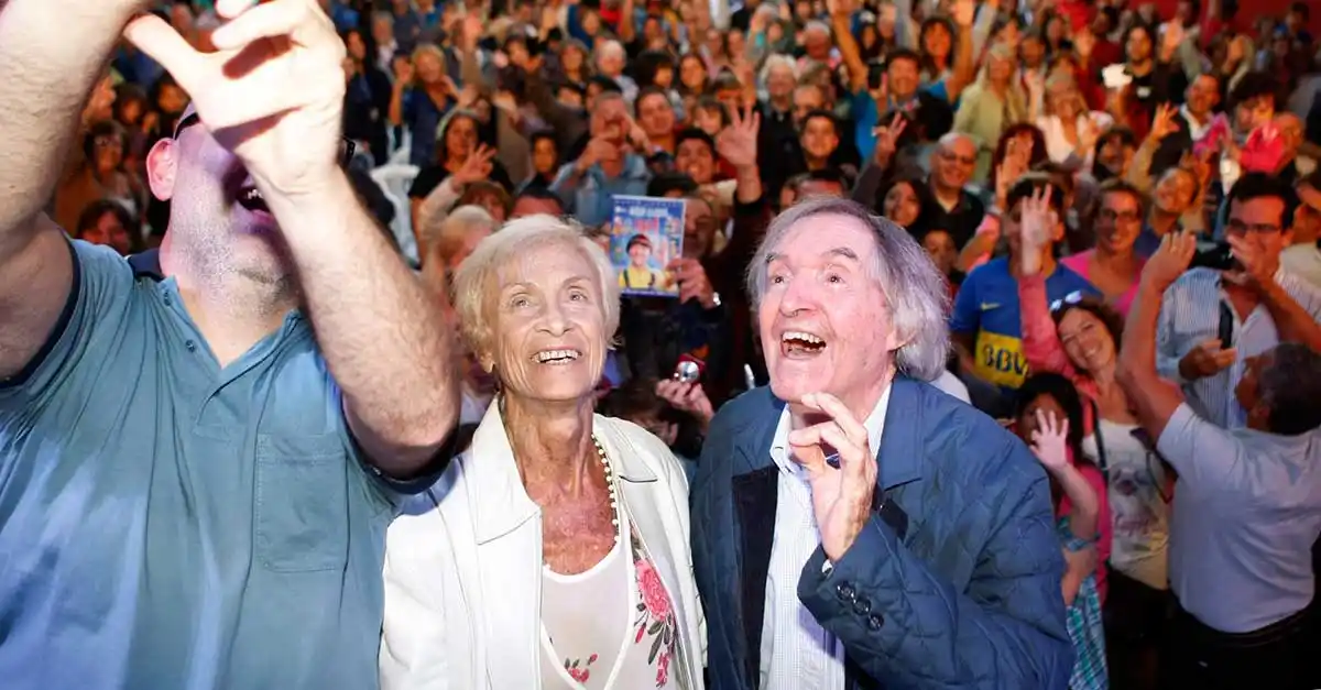 Carlitos Balá alegró a grandes y chicos en Espacio Clarín