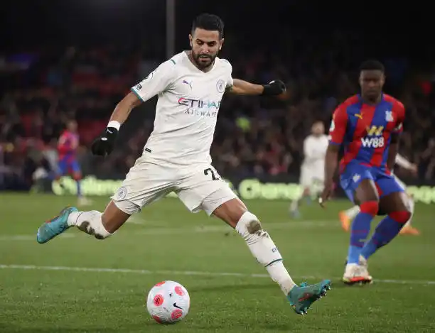 El City no pudo alejarse