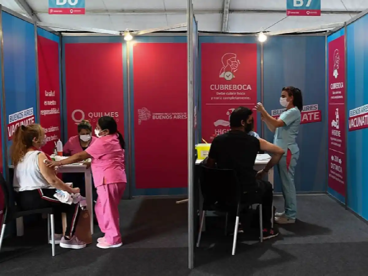 El 60% de los argentinos ya completó su esquema de vacunación contra el covid