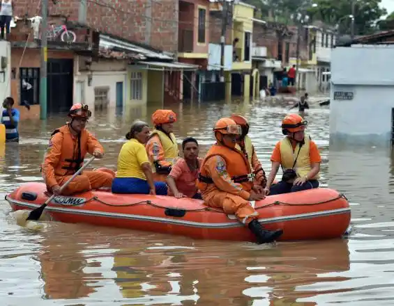 Lluvias dejan 203 muertos en Colombia
