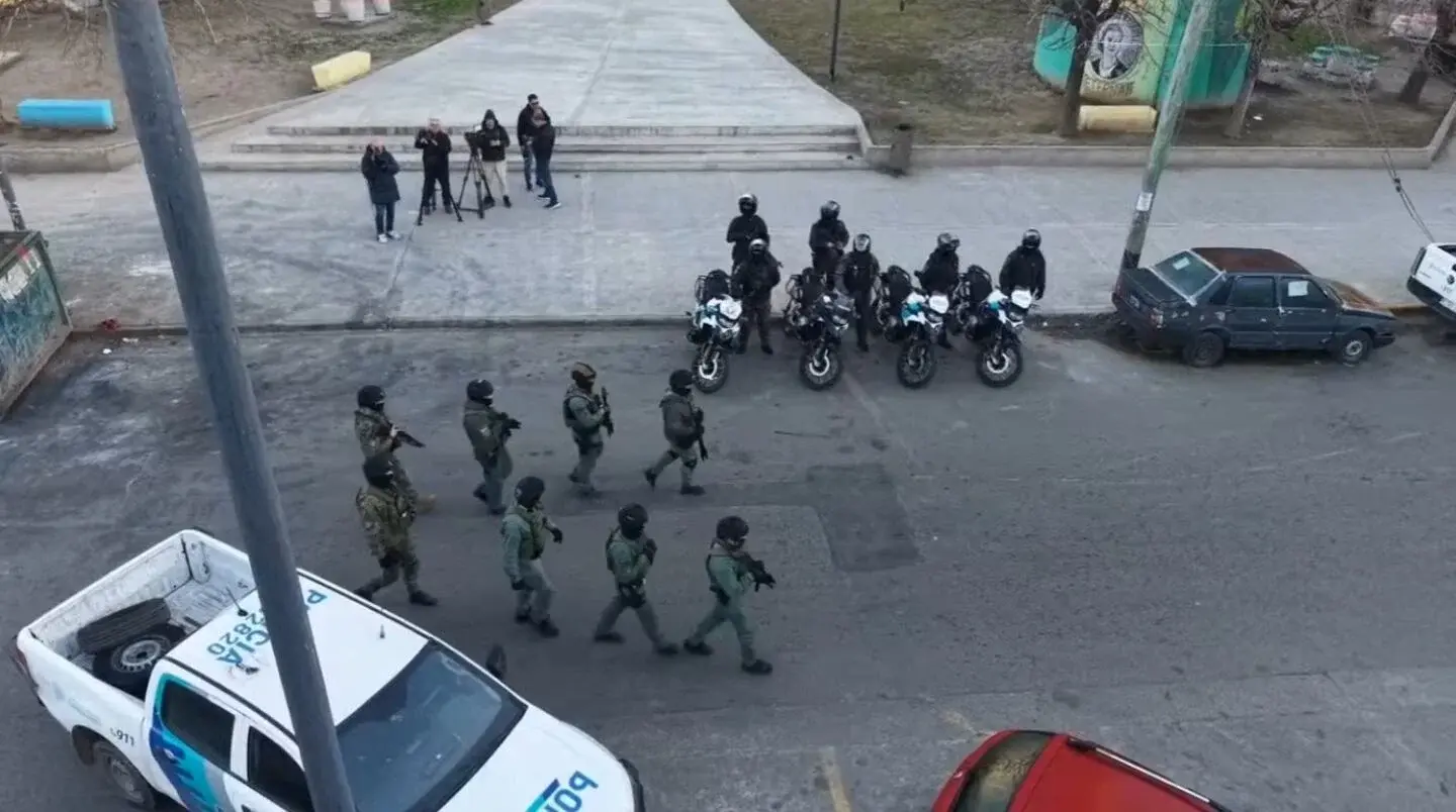 Megaoperativo en Fuerte Apache: 500 policías para capturar al asesino del oficial Alan Molina