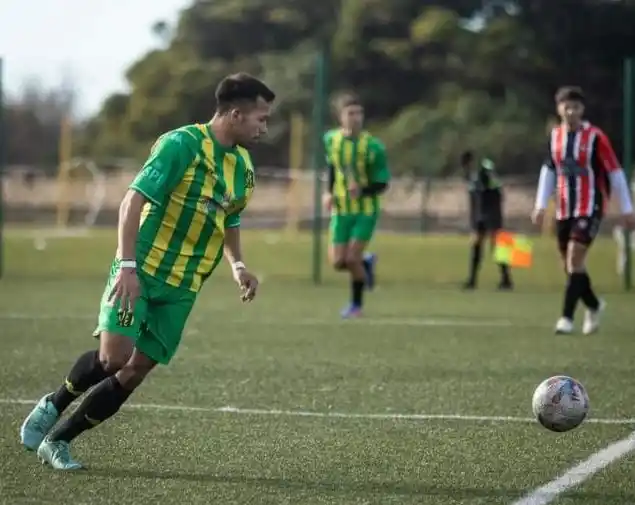 Santamarina sumó un central y va completando su plantel