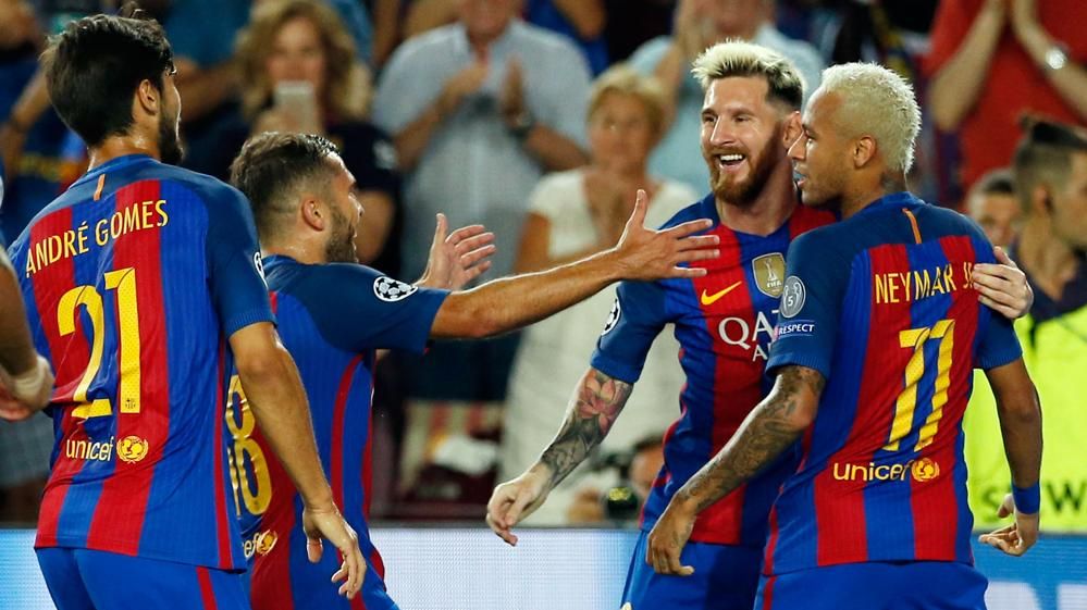 Triplete de Messi en el inicio de la Champions