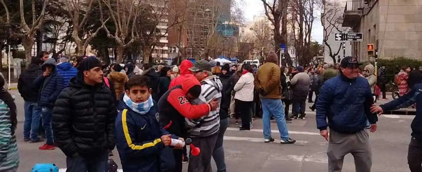 Feriantes de Plaza Rocha vuelven a realizar un corte sobre Luro