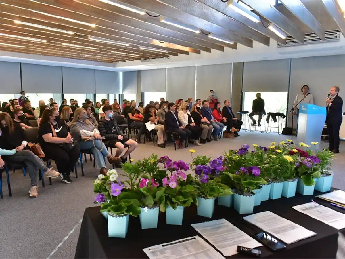 Otras 28 familias recibieron su vivienda del Procrear   