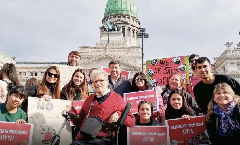 Un juez federal declaró nulo el veto de Milei a la ley de emergencia en discapacidad