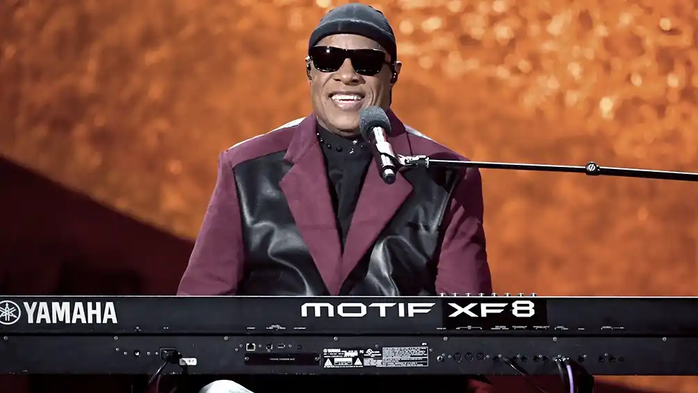 Tras recibir un trasplante de riñón, Stevie Wonder vuelve al ruedo