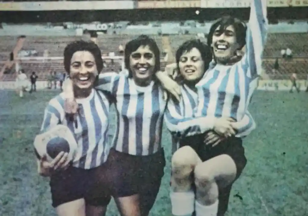 "México 71", la primera proeza del fútbol femenino argentino