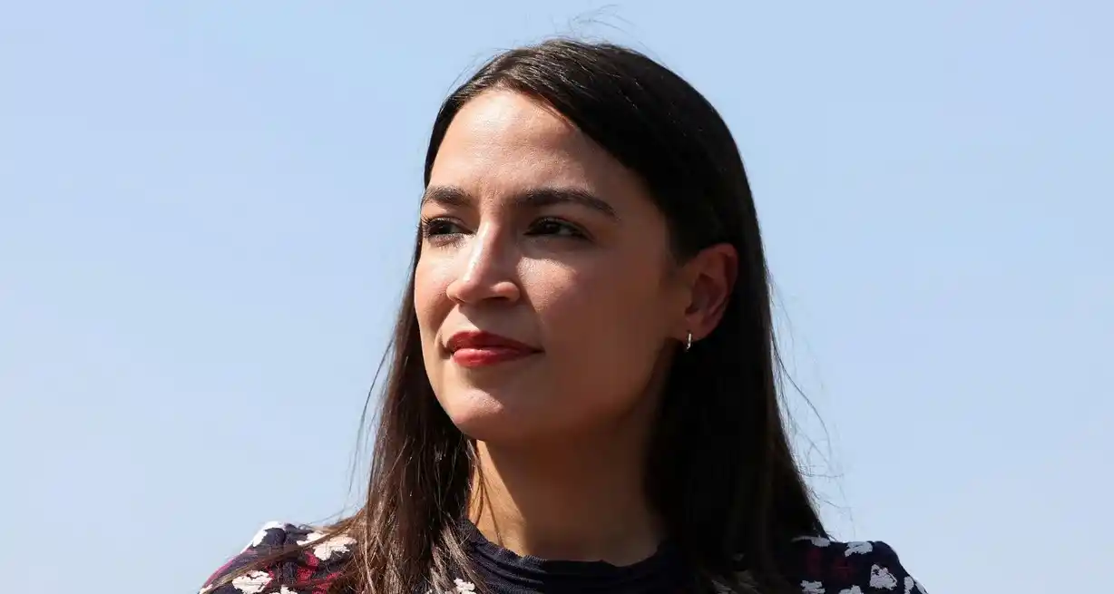 Ocasio-Cortez liderará un grupo de congresistas demócratas que viajará a Brasil, Chile y Colombia