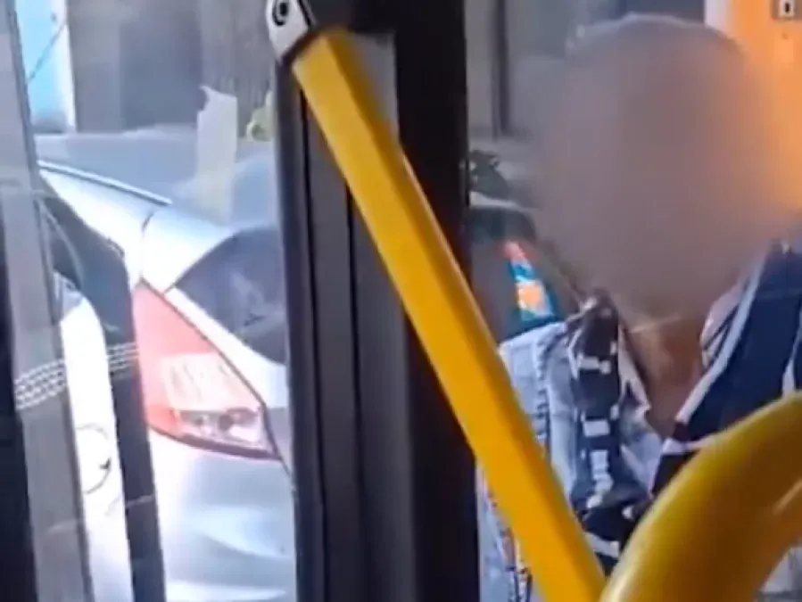 "Te voy a matar hijo de puta", exclamó el agresor.