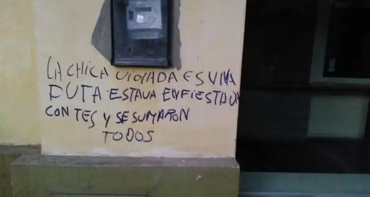 Violación grupal en Villa Igoillo: Tras las detenciones, convocan a marcha y atacan a la víctima en redes sociales