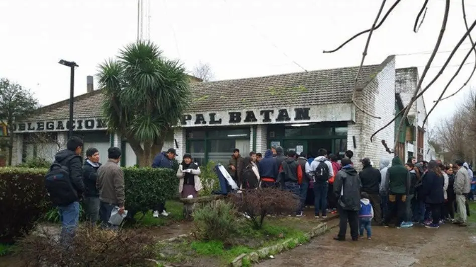 Operativo de regularización documentaria para la colectividad boliviana en Mar del Plata