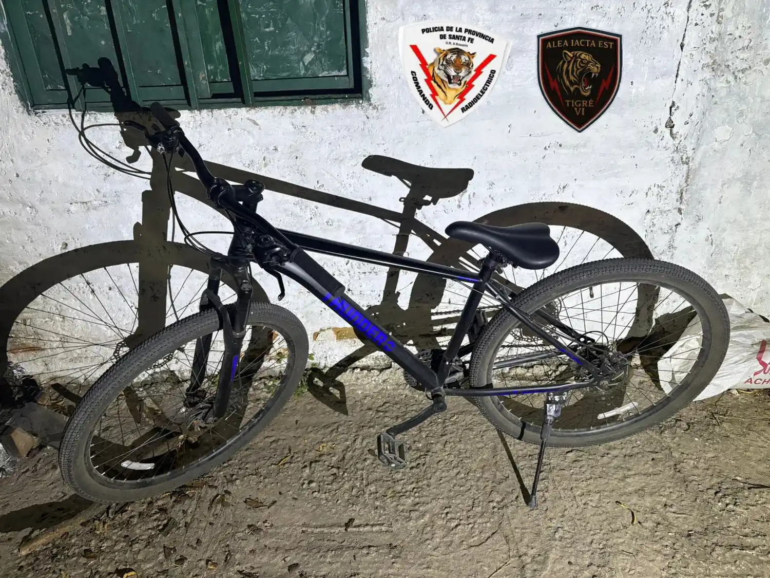 Cayó una mujer acusada de robar una bicicleta en zona oeste