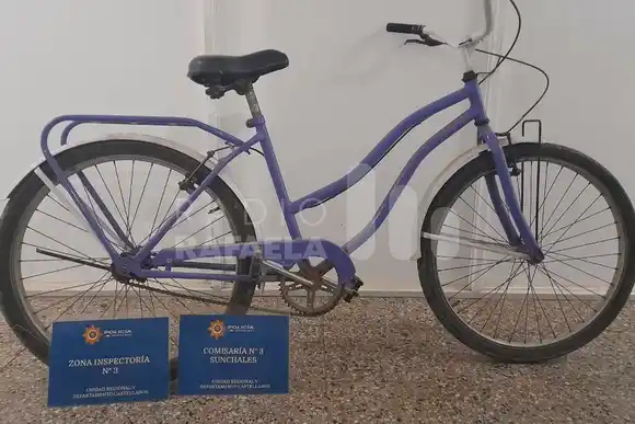 Dejó su bicicleta en un supermercado y al salir ya no estaba más: apareció a unas cuadras abandonada