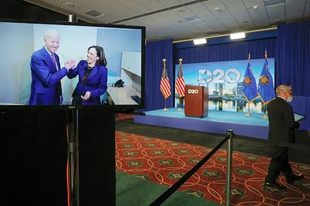 Biden, oficialmente nominado como el candidato demócrata