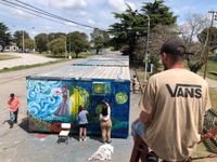 En el IPAT, cuatro cátedras intervinieron las aulas móviles con murales por los 40 años de democracia