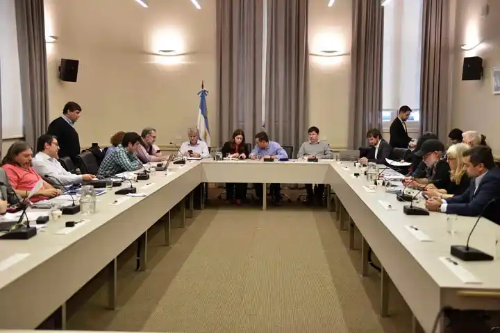 Gremios docentes universitarios aceptaron la propuesta del Gobierno