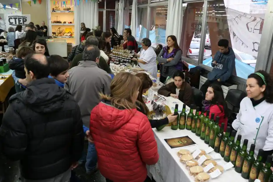 Los expositores de la Economía Social volvieron a pedir por la ordenanza