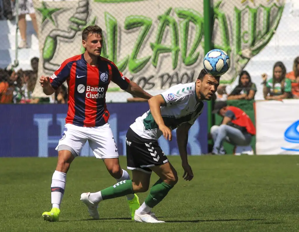 San Lorenzo respiró y le dio otro golpe a Banfield
