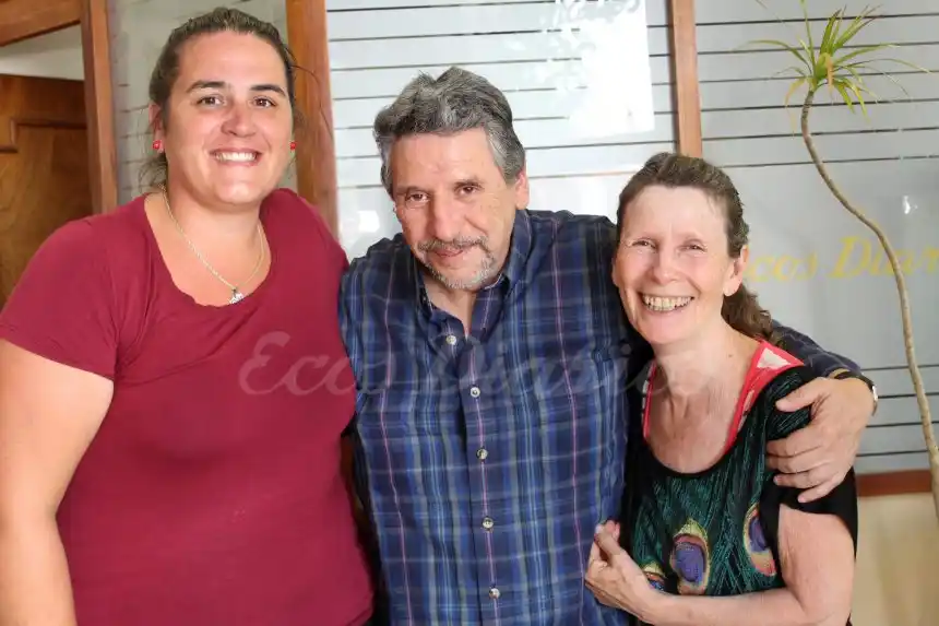 “Juana, la teleadicta”, una aguda crítica a la televisión