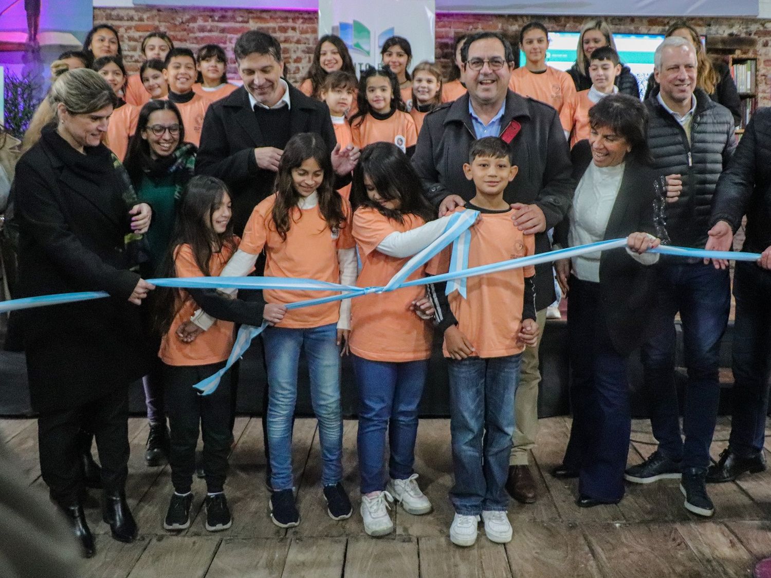 Ya se vive la séptima edición de la Feria del Libro "Gente del Agua"