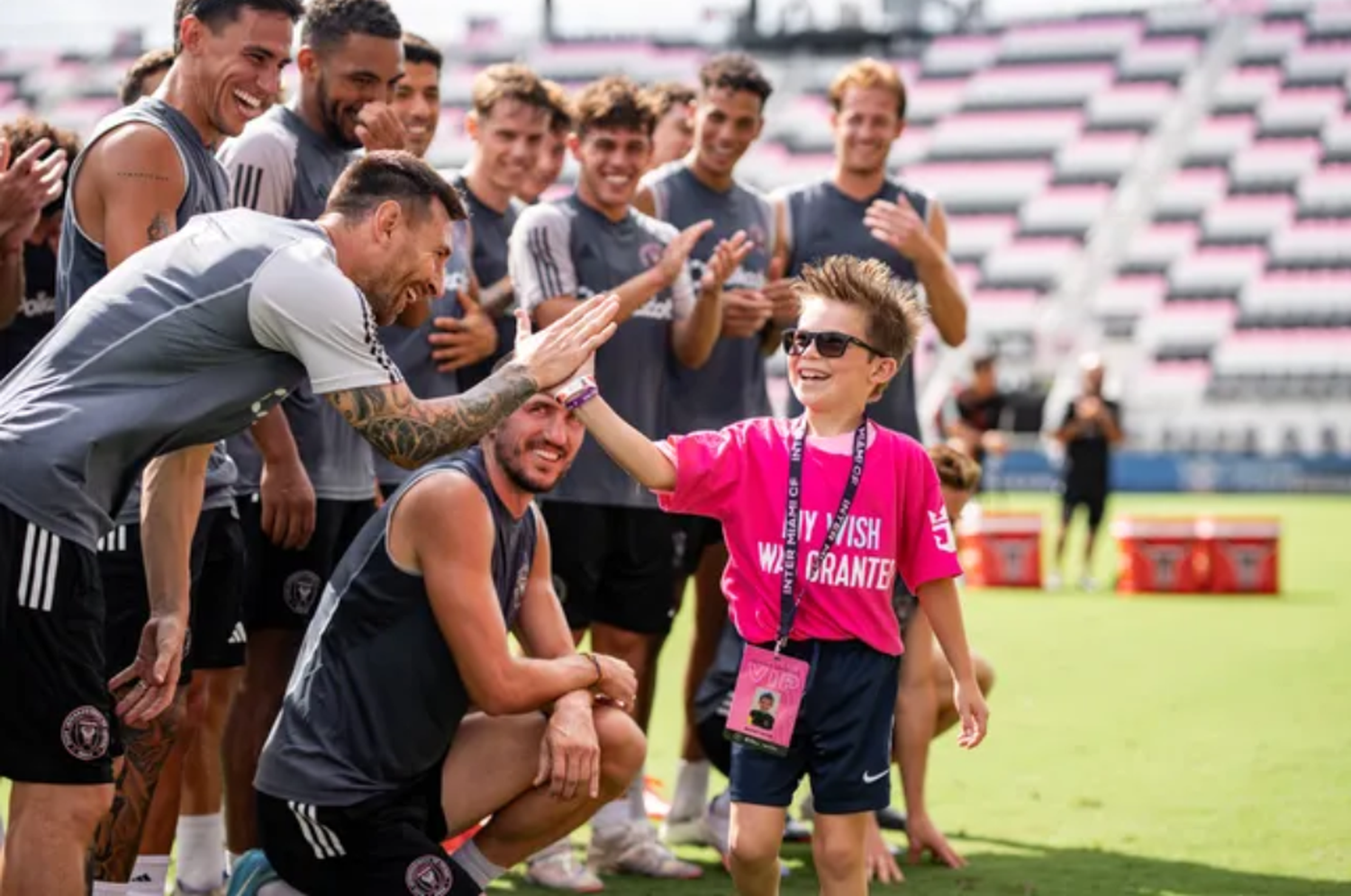 Lionel Messi participó de un conmovedor evento solidario con niños enfermos