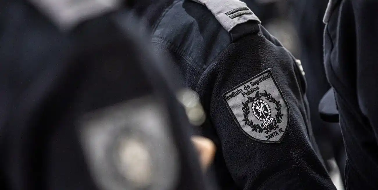 La policía abrió la convocatoria.