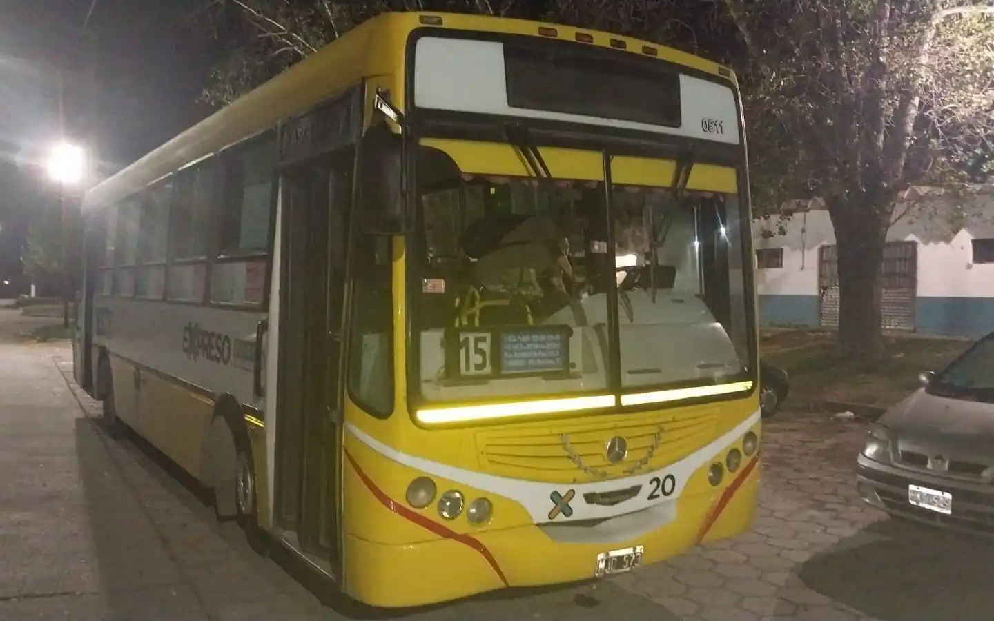 La Plata: Un colectivero fue agredido a “bolsazos” por un pasajero que se negó a pagar el boleto
