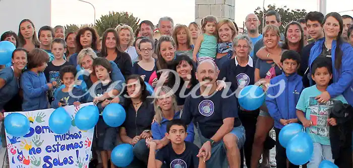 Iluminarán de azul un monumento por el autismo