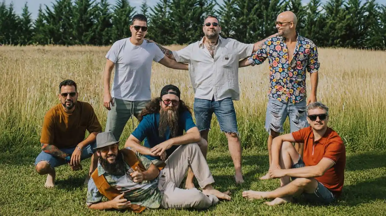 La reconocida banda Las Pastillas del Abuelo anunció que se presentará en Tandil.