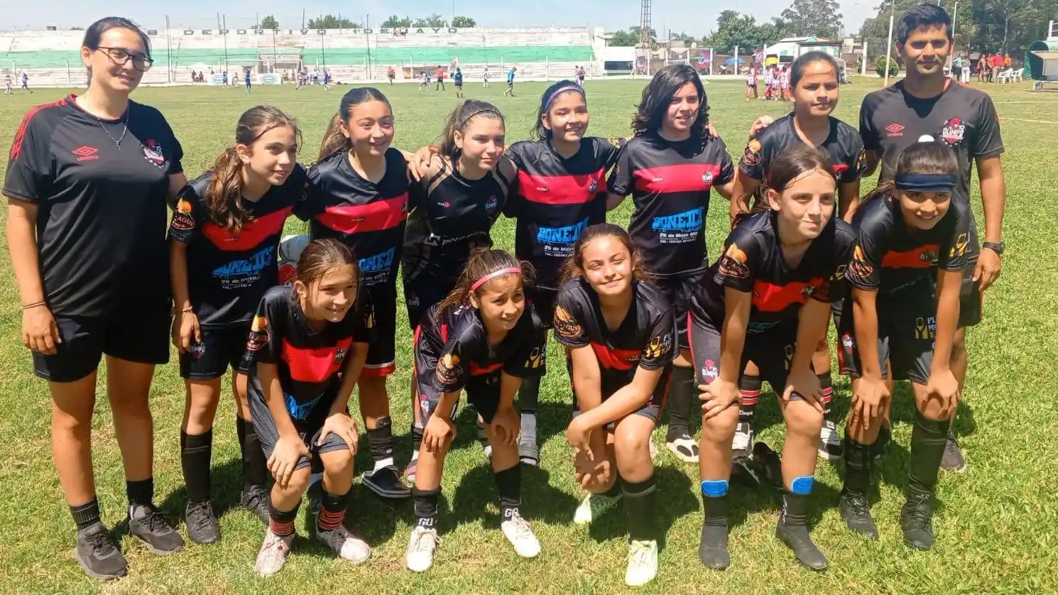 El equipo Femenino Sub 12 de El Olimpo se coronó en Chajarí