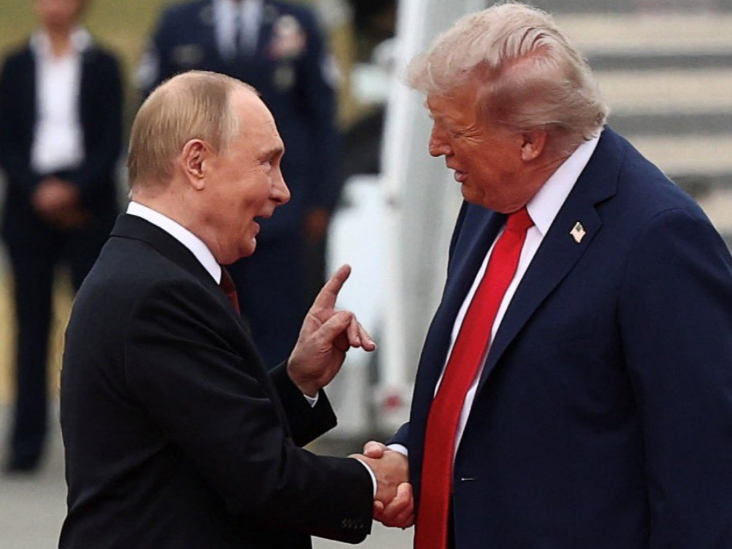 Putin y Trump tuvieron un primer acercamiento hacia un acuerdo para alcanzar la paz en Ucrania