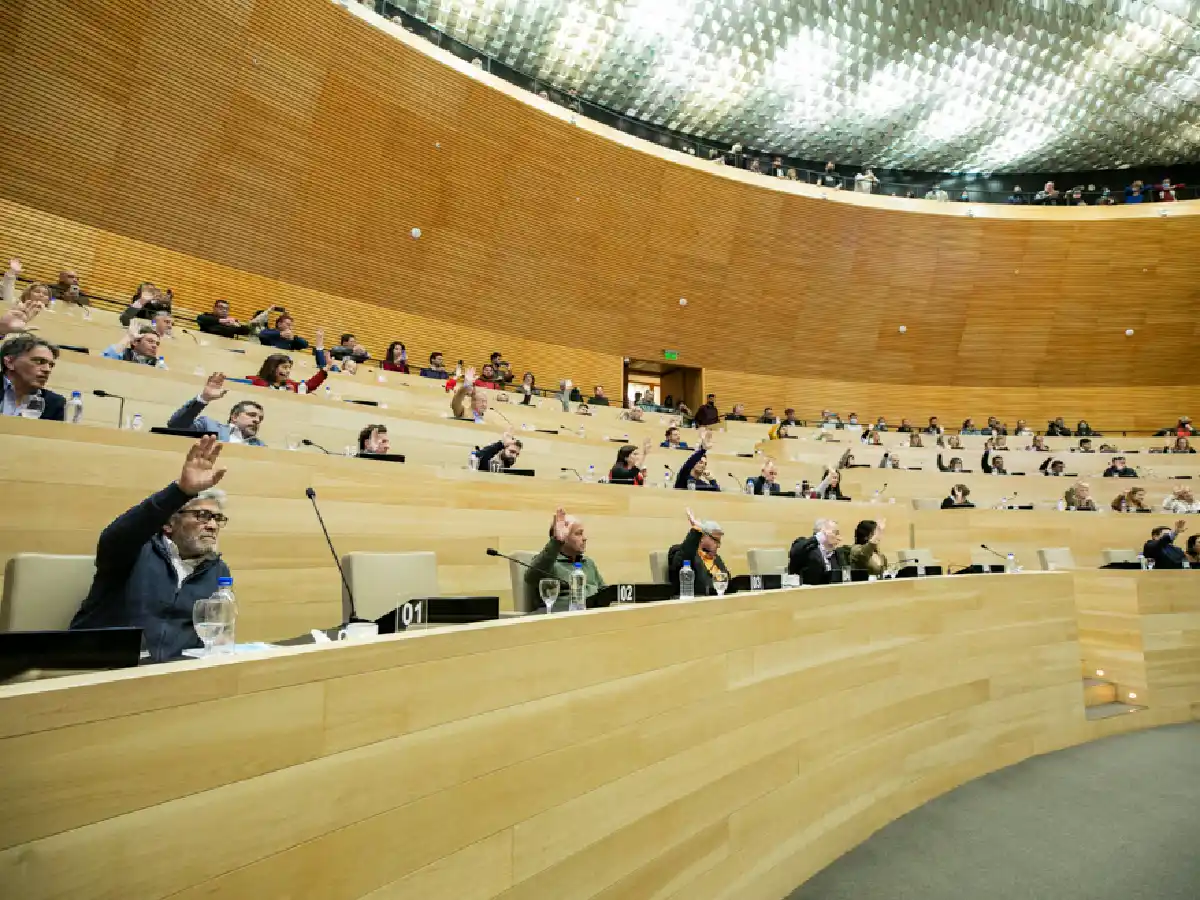 Abren concursos para planta permanente de empleados comerciales