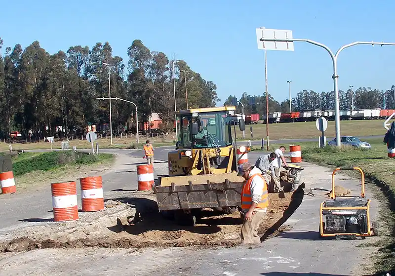 Nueva reparación en caminos de ingreso