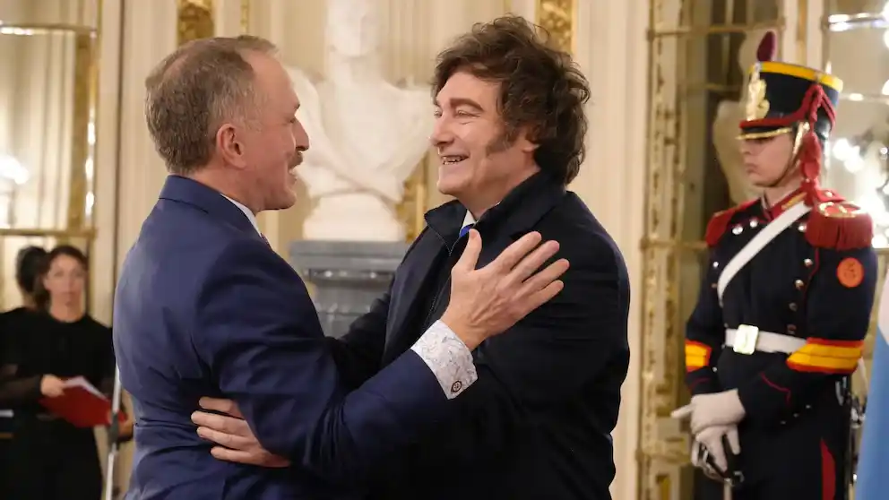 El Gobierno recibe al embajador Peter Lamelas en Casa Rosada mientras avanza el acuerdo comercial con EEUU