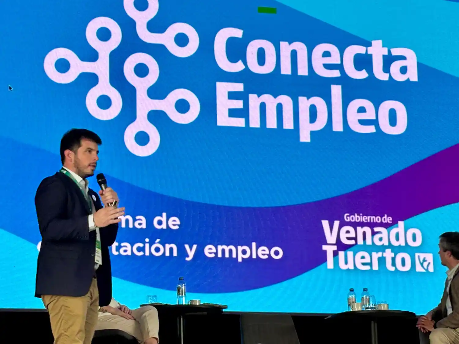 El intendente Chiarella, a favor de la producción. Foto: MVT