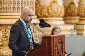 Aportar a la ciudad desde afuera