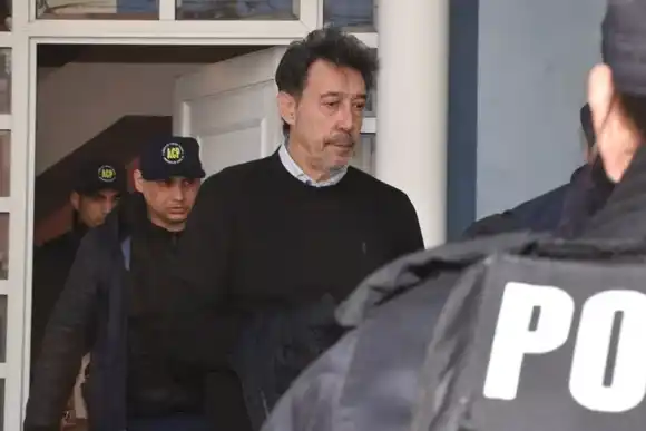 "Apretada" en Colón: detuvieron al vicepresidente Darrás y al jefe de la barra