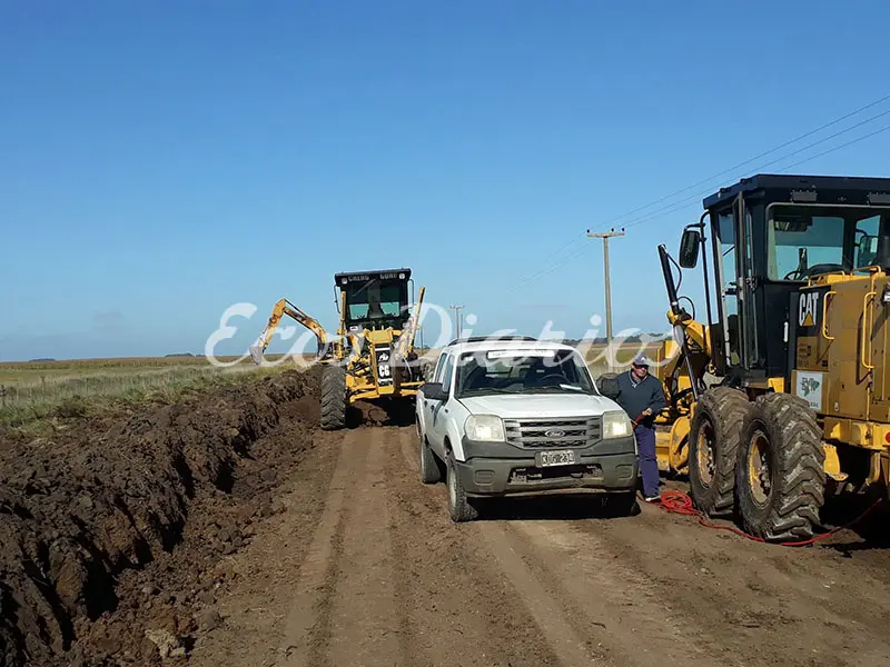Preparan caminos rurales para el invierno