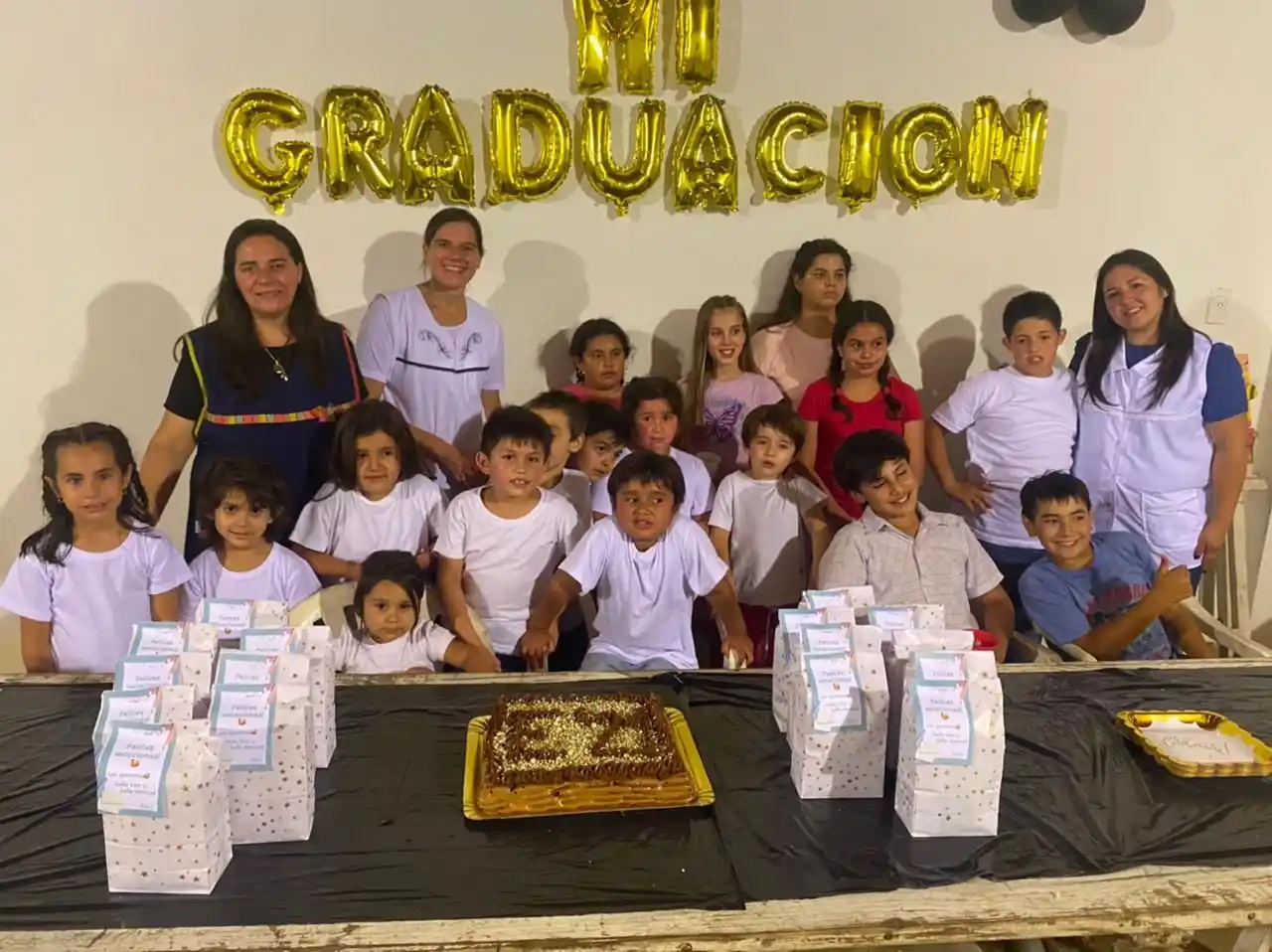 Prof. Viviana Cazaux, maestra rural de la escuela “Gazeta de Buenos Aires”